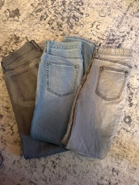Old Navy Men’s Slim Jeans — Blue, gray and Light Gray Washes
